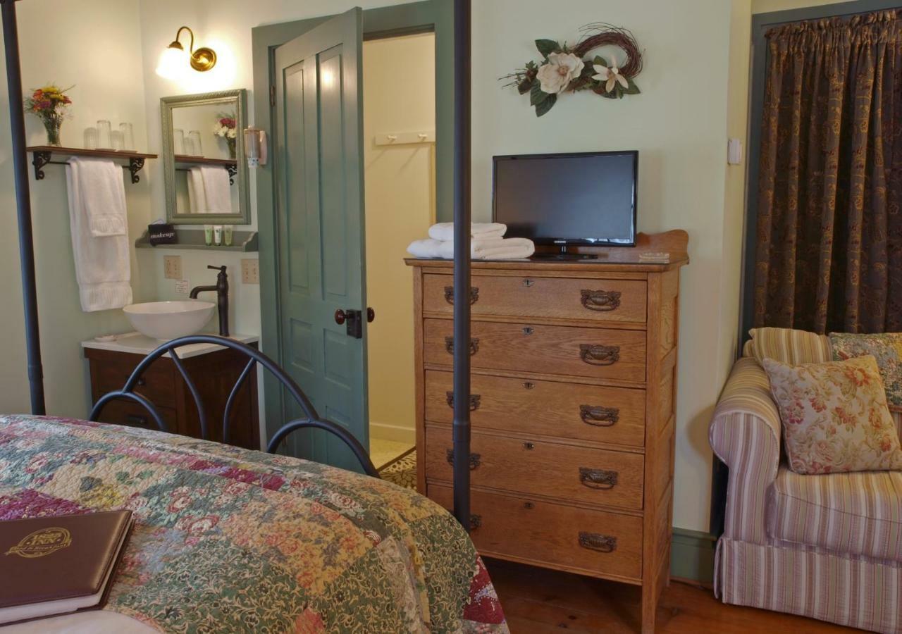 1825 Inn Bed And Breakfast Пальмира Экстерьер фото